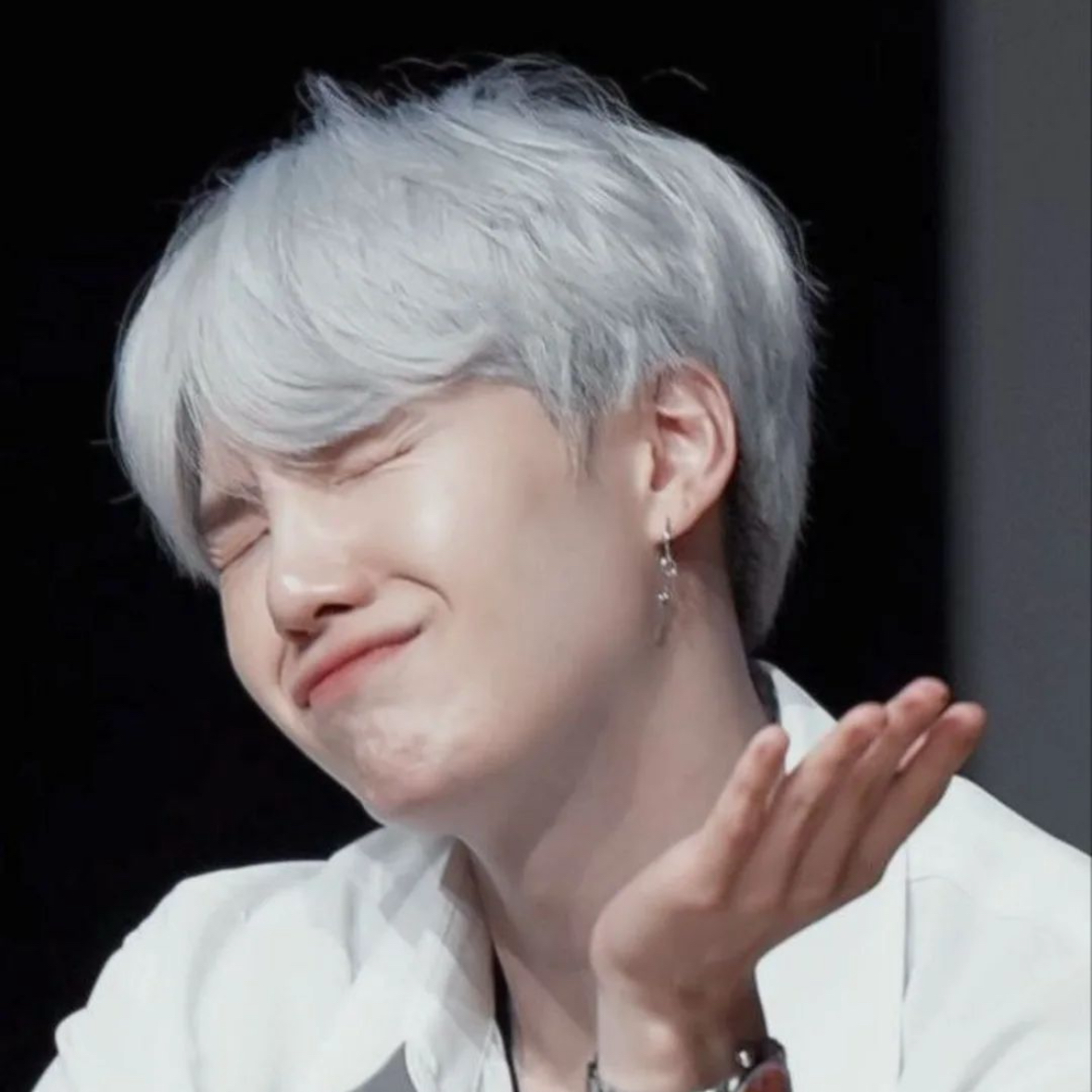 슈가 (방탄소년단) 최근 활동샷