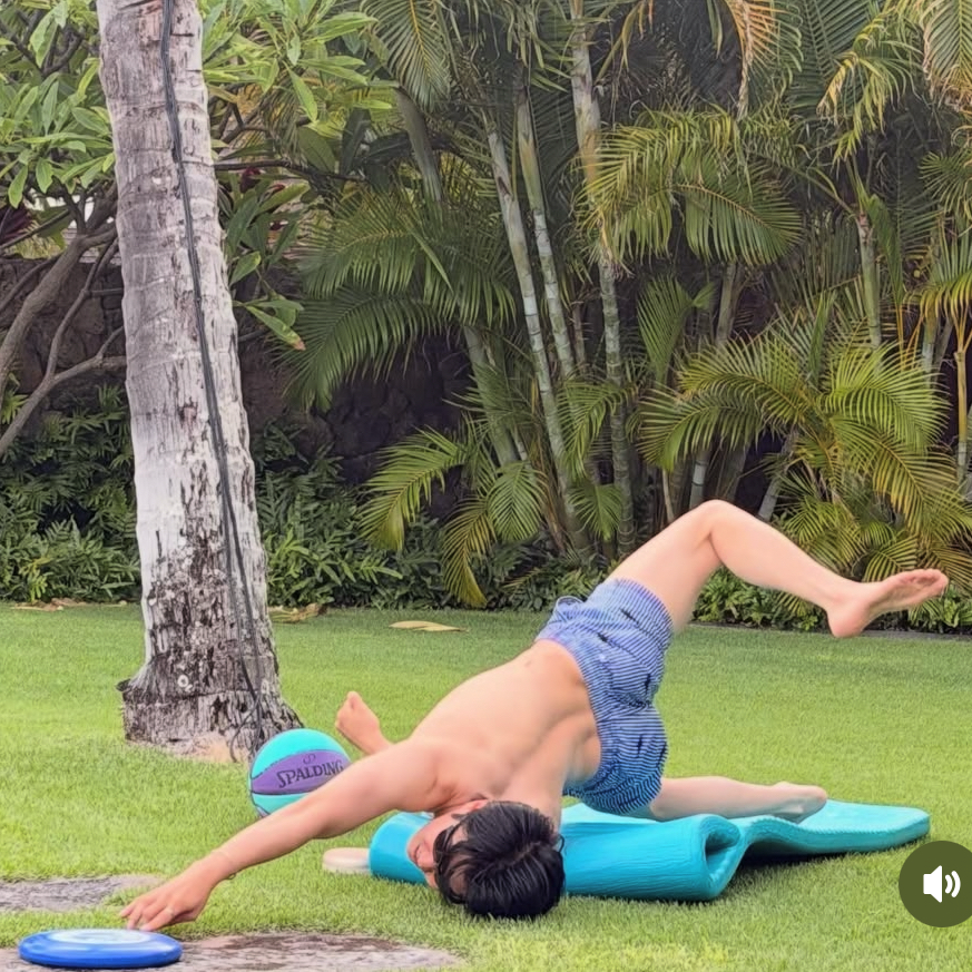 V (BTS)の最新写真