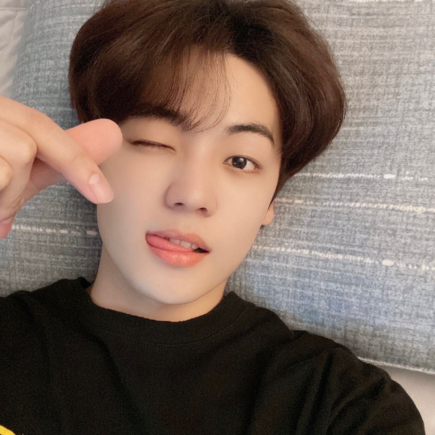 Behind-the-scenes cut of Chan (A.C.E)