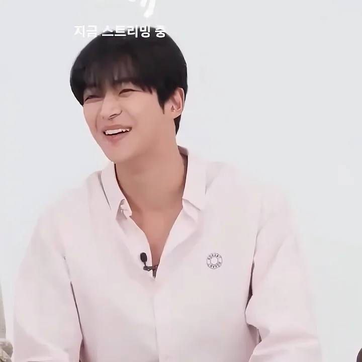 Recent activity shot of Rowoon