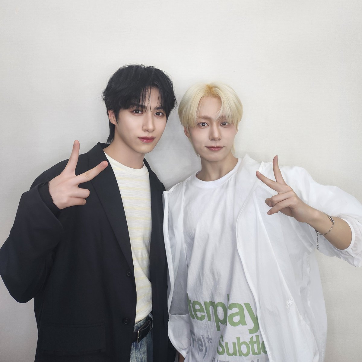 A moment captured by ONEUS's fan