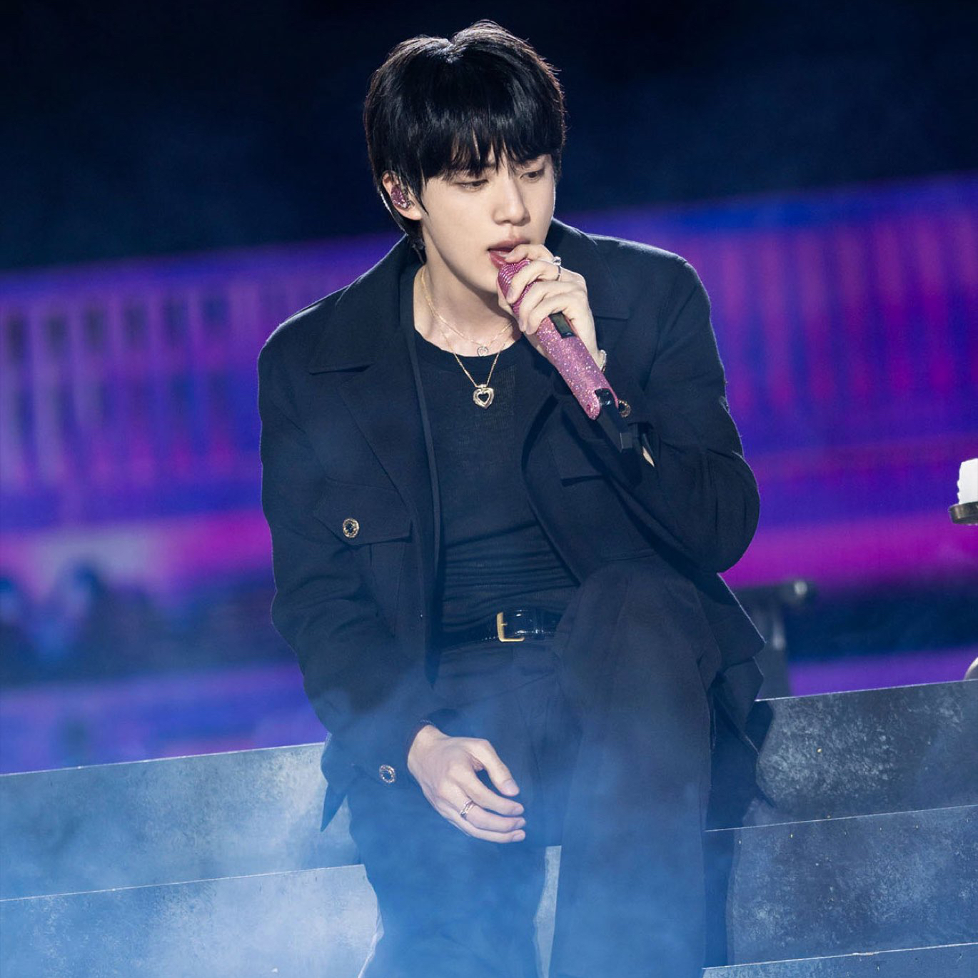 진 (방탄소년단)의 비하인드 컷