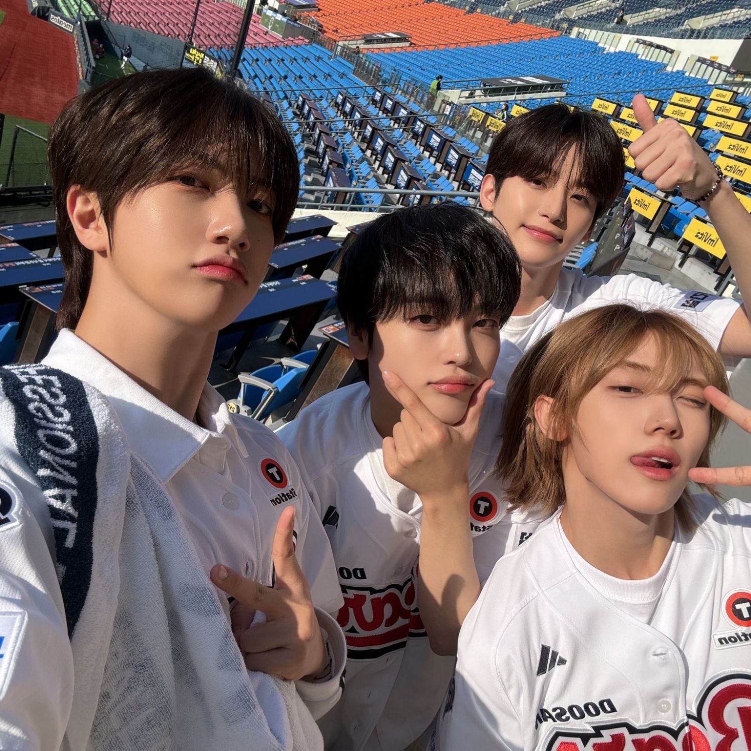 Latest photo of Wonjin (CRAVITY)