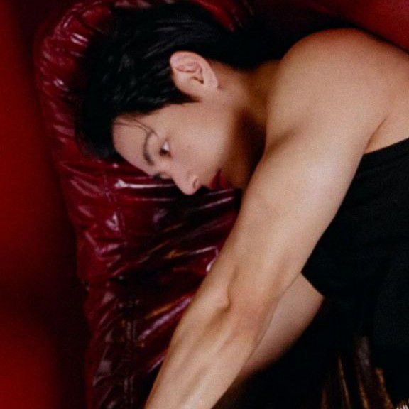 A moment captured by V (BTS)'s fan