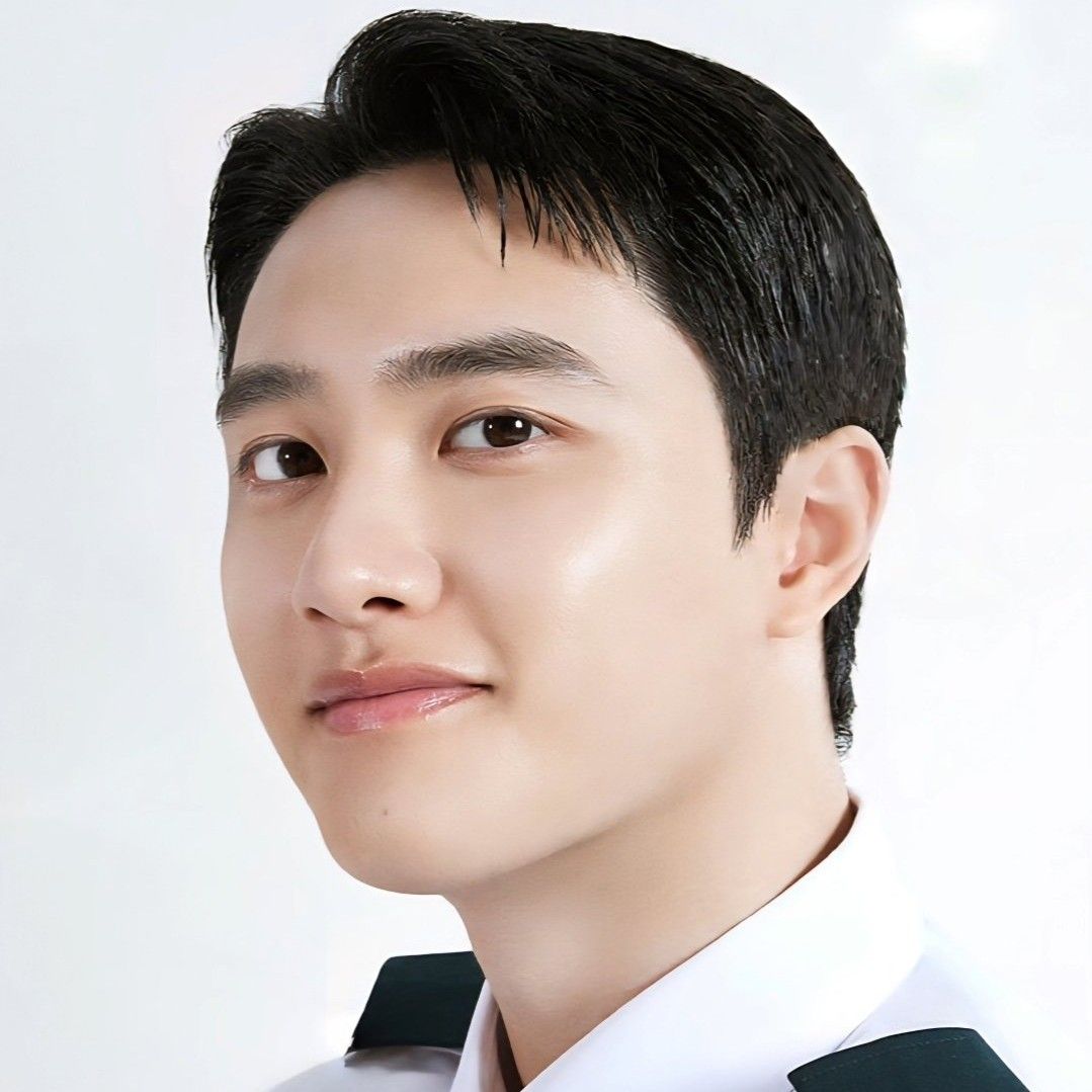 Foto aktivitas terbaru D.O. (EXO)