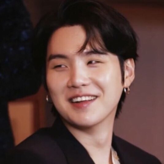 슈가 (방탄소년단)의 최신 사진