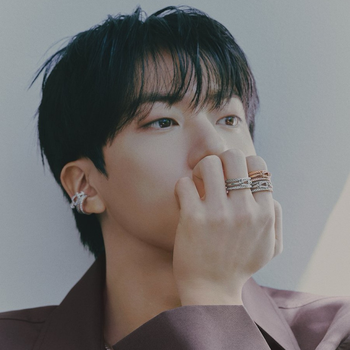 Foto terbaru Jin (BTS)