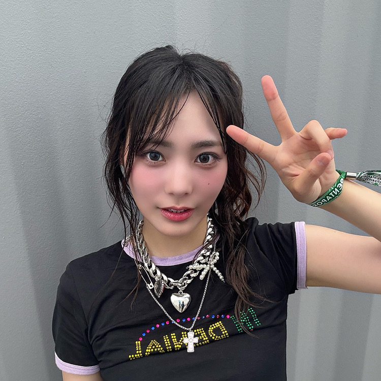 シヨン (QWER)の最新写真