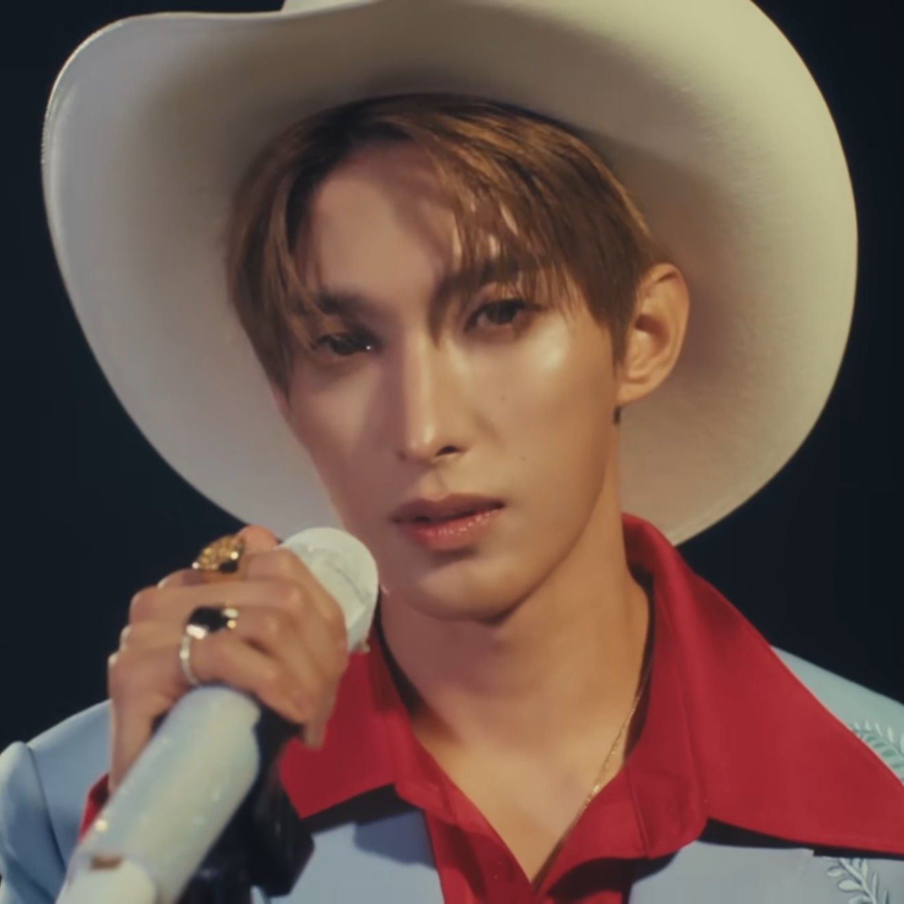 DK (SEVENTEEN)的幕后花絮