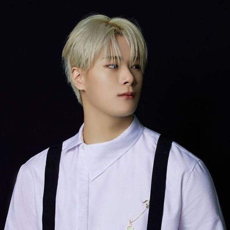 Recent activity shot of Moonbin (ASTRO)