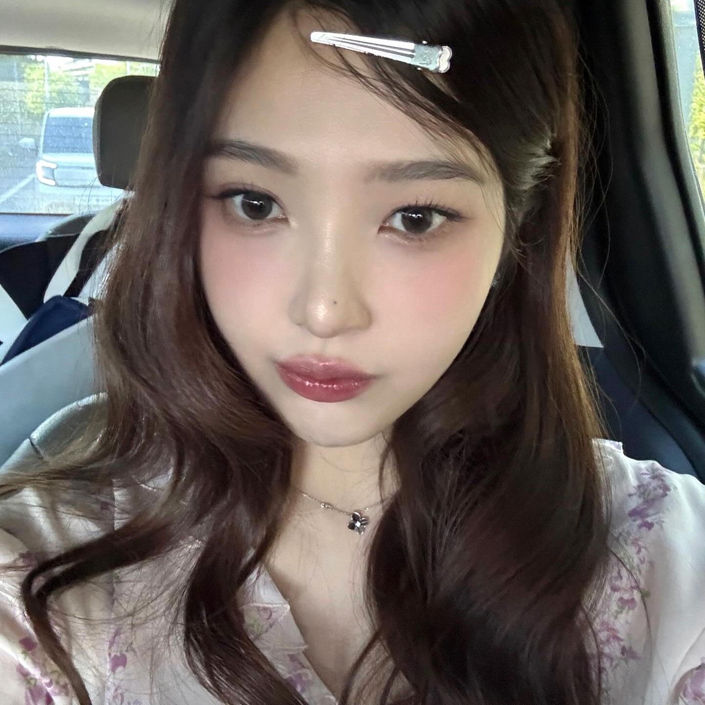 Latest photo of Joy (Red Velvet)
