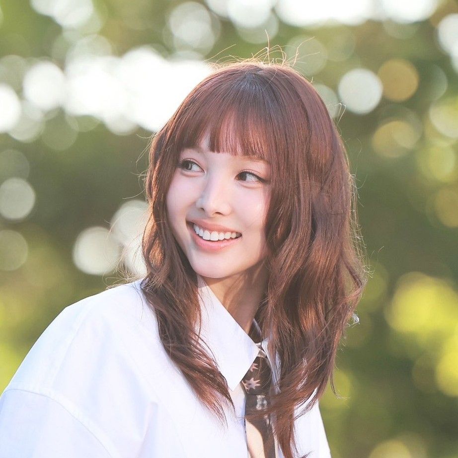 Behind-the-scenes cut of Nayeon (TWICE)