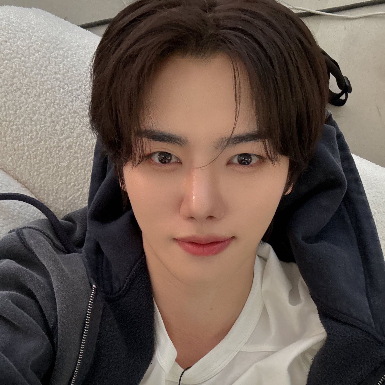 Behind-the-scenes cut of Minhee (CRAVITY)