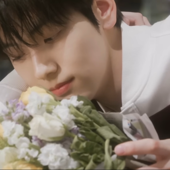 A moment captured by Soobin (TOMORROW X TOGETHER)'s fan