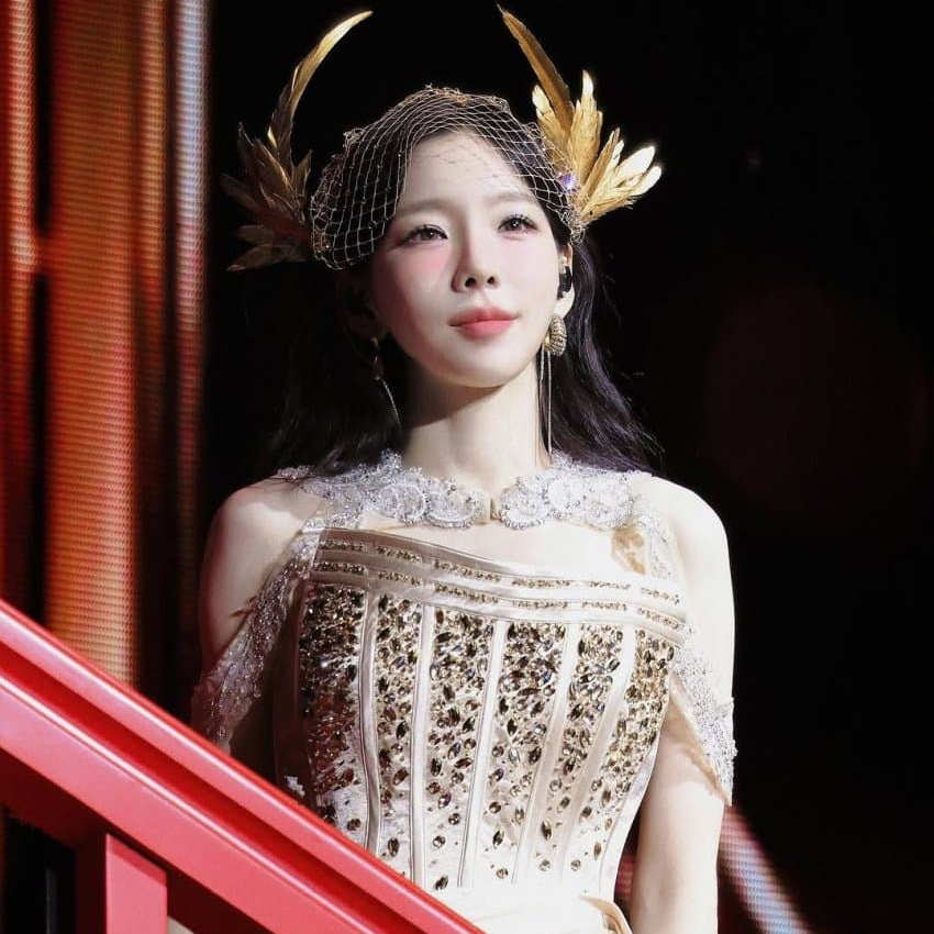 Behind-the-scenes cut of Taeyeon (Girls' Generation)