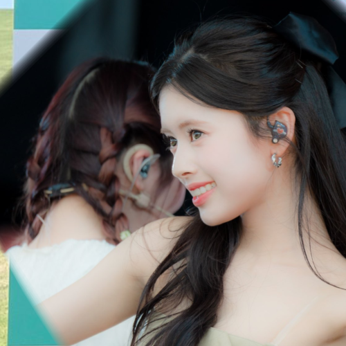 A moment captured by Rima (NiziU)'s fan
