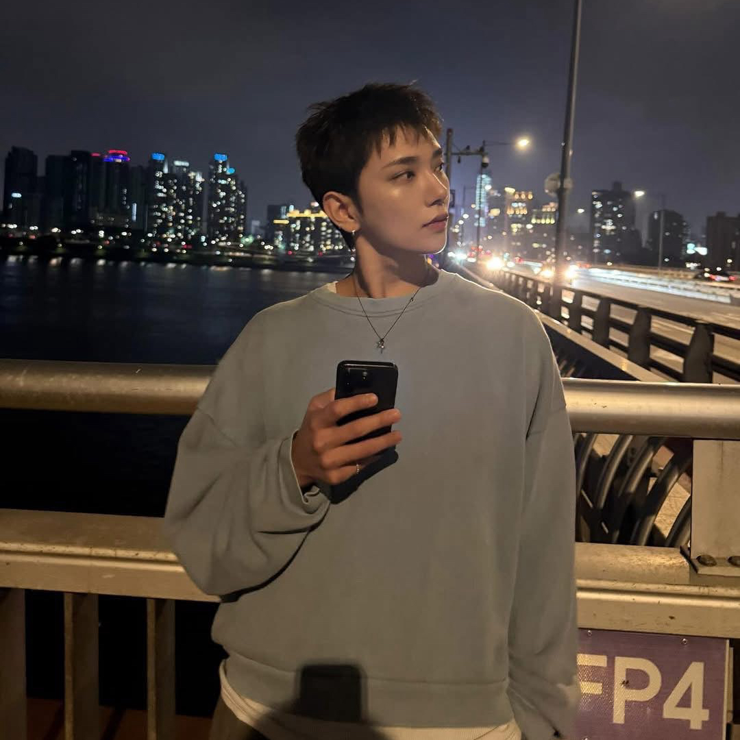 Latest photo of Joshua (SEVENTEEN)