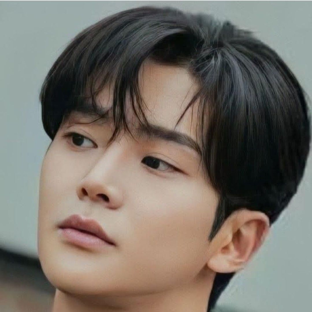 Recent activity shot of Rowoon