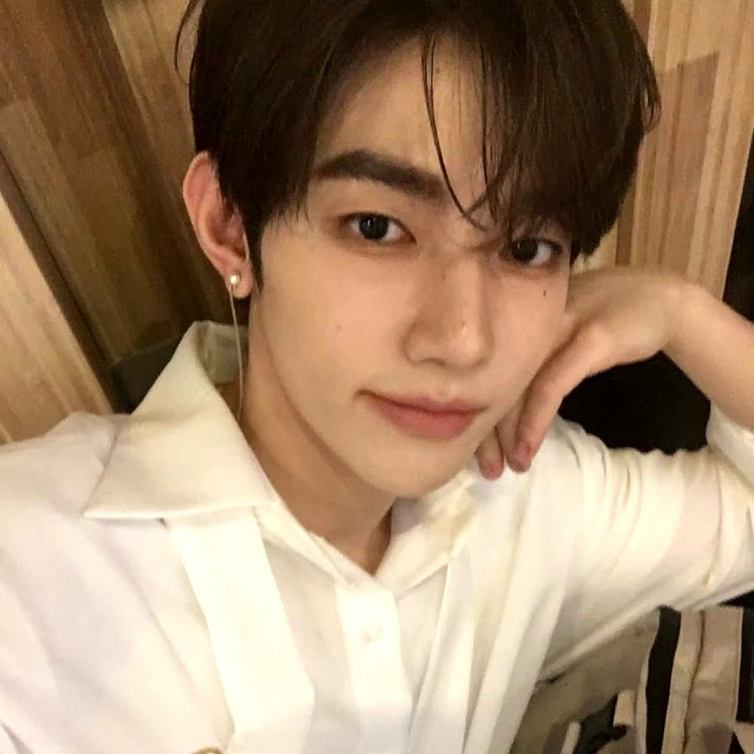 Potret di balik layar Zhang Hao (ZEROBASEONE)