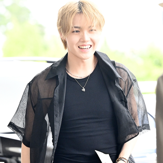 Latest photo of Doyoung (TREASURE)