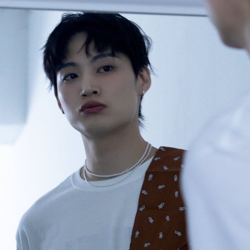 Latest photo of JAY B (GOT7)