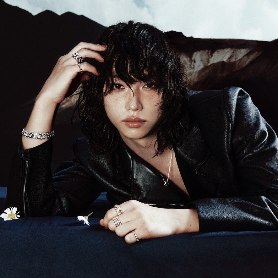 Latest photo of Felix (Stray Kids)