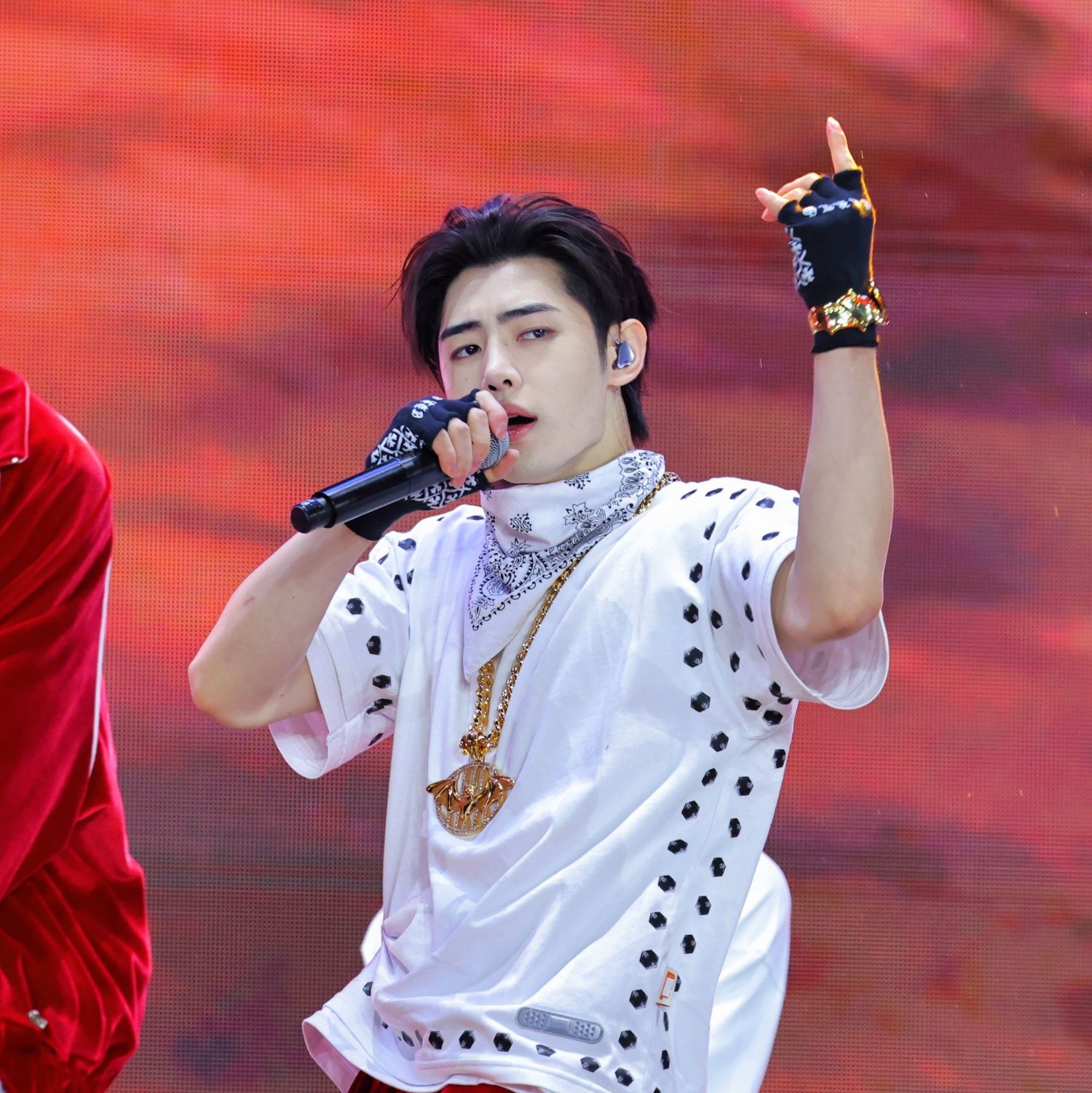 성훈 (ENHYPEN)의 최신 사진