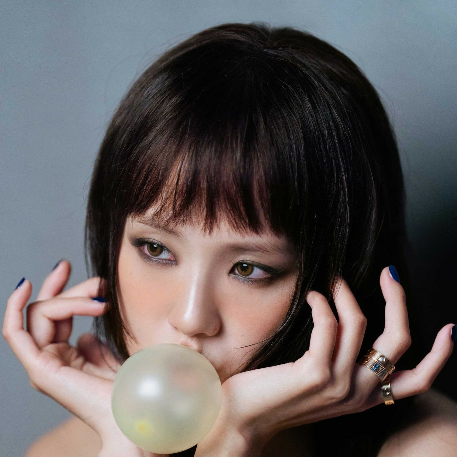 智秀 (BLACKPINK)的幕後花絮