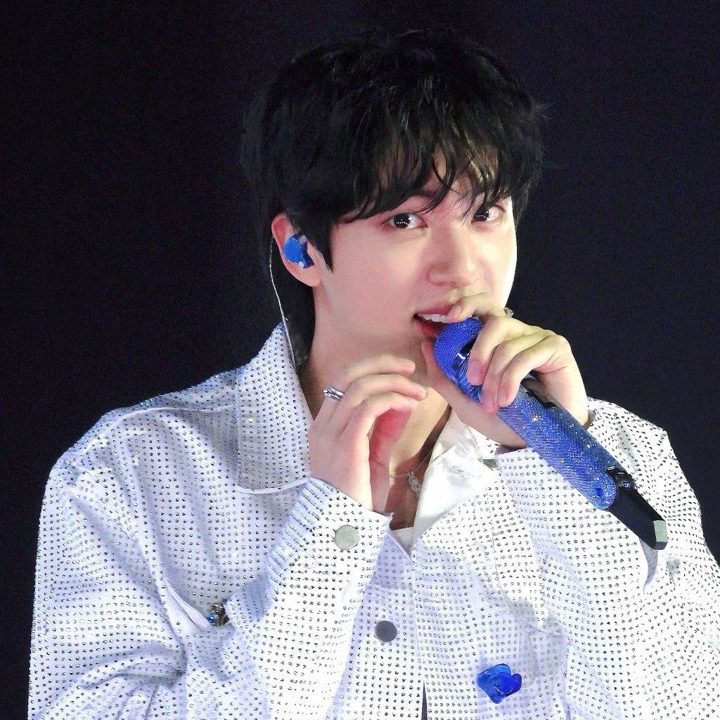 ジン (BTS)の舞台裏ショット