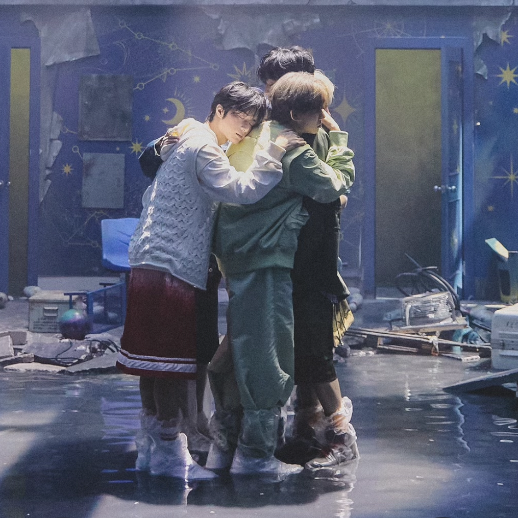 A moment captured by TOMORROW X TOGETHER's fan