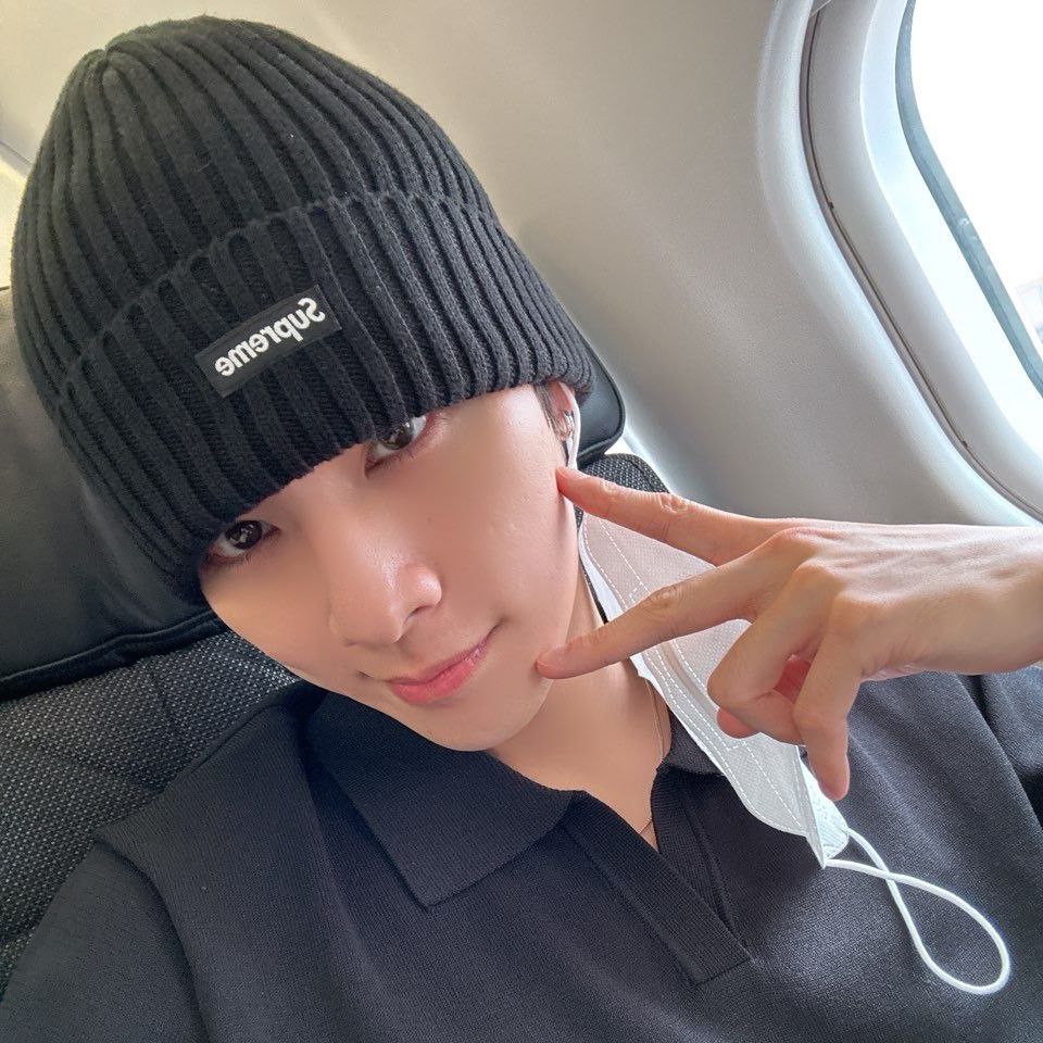 Recent activity shot of XIAOJUN (WayV)