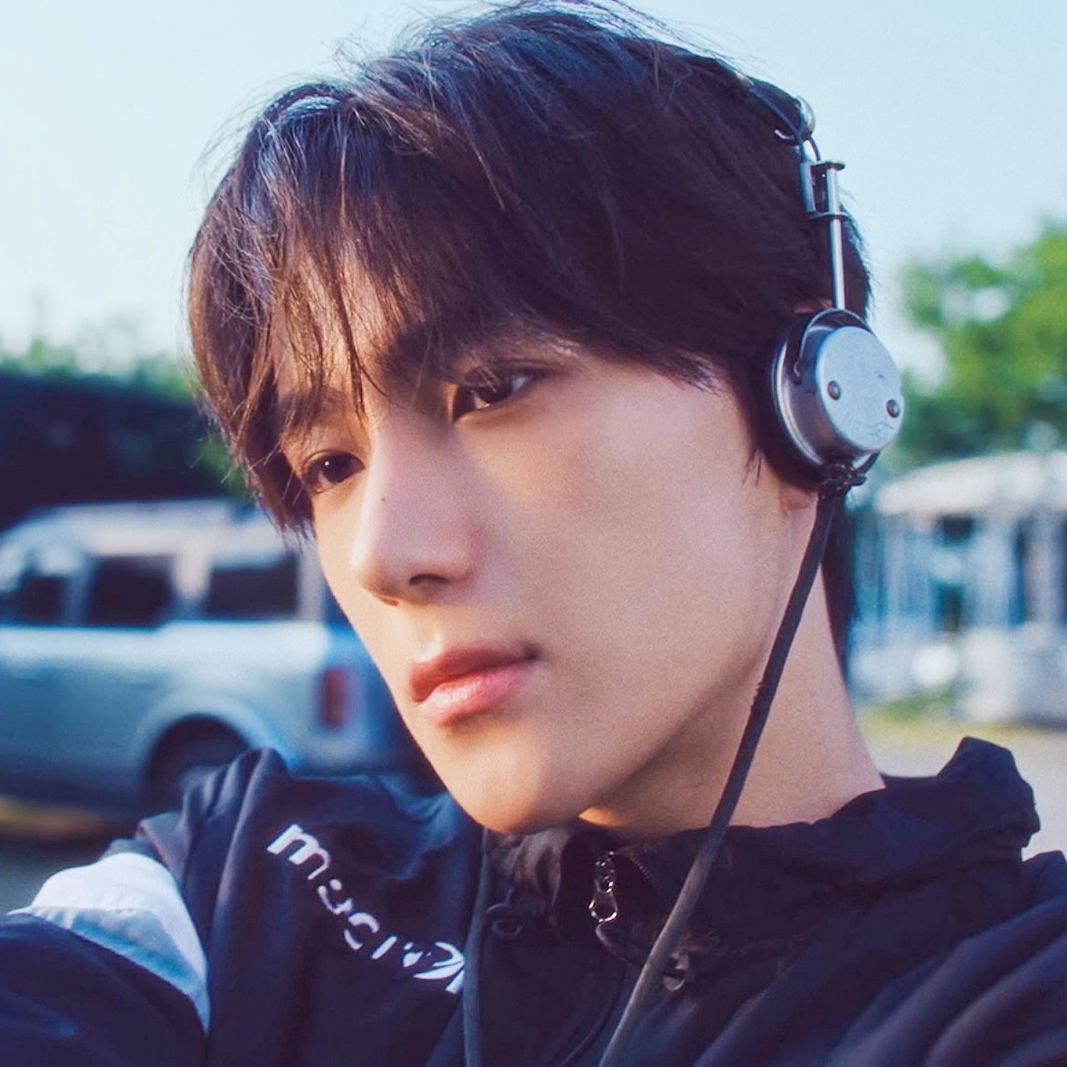 A moment captured by THE BOYZ's fan