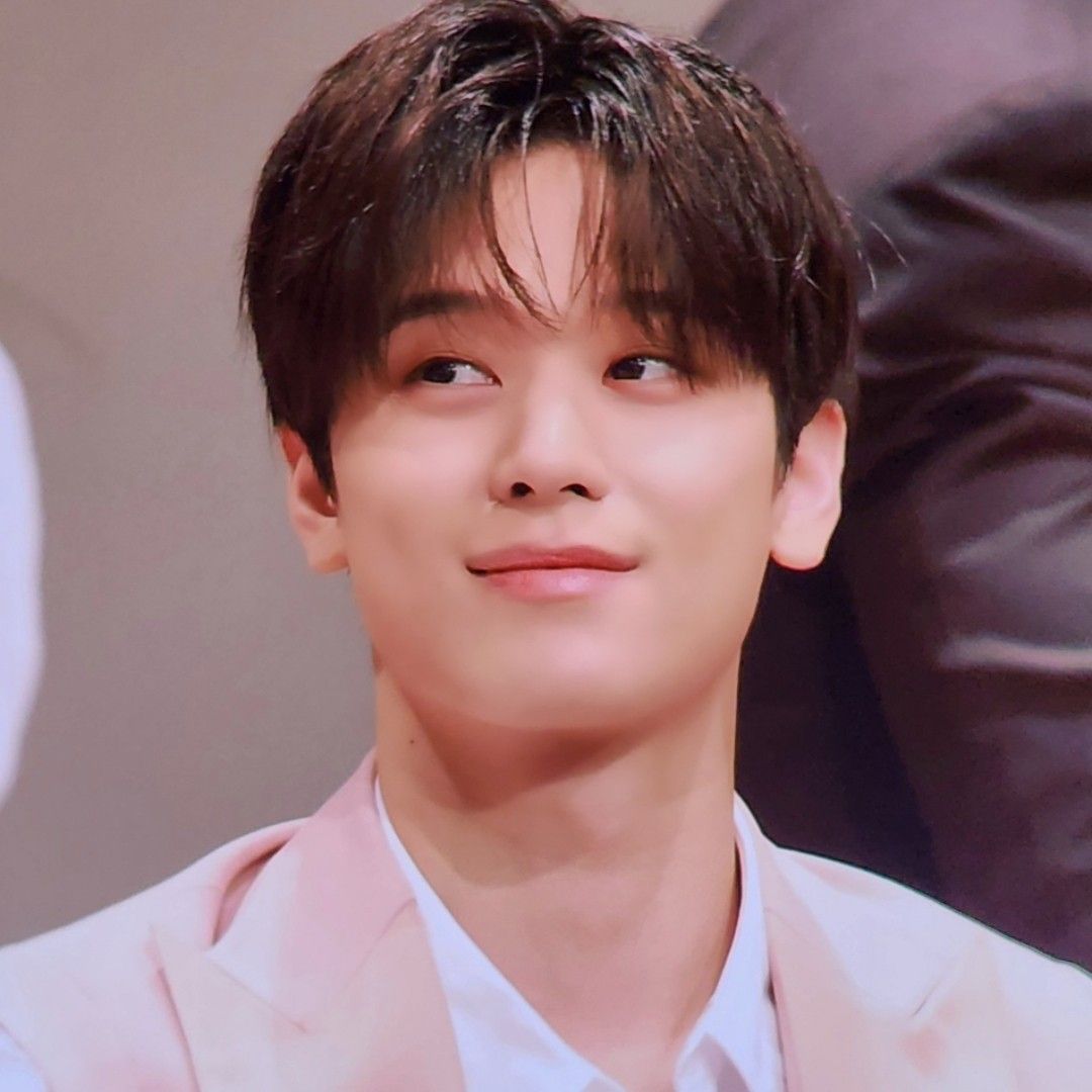柱延 (THE BOYZ)的最新照片