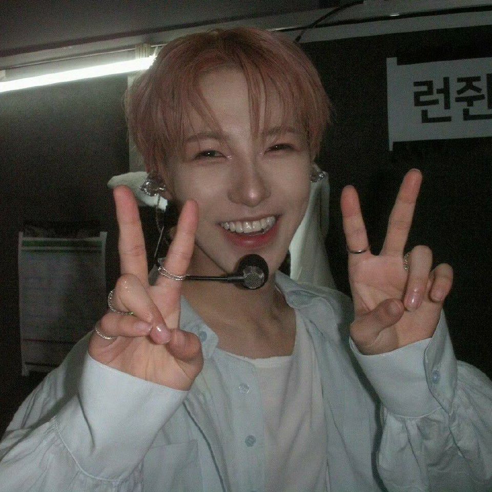Behind-the-scenes cut of Renjun (NCT DREAM)