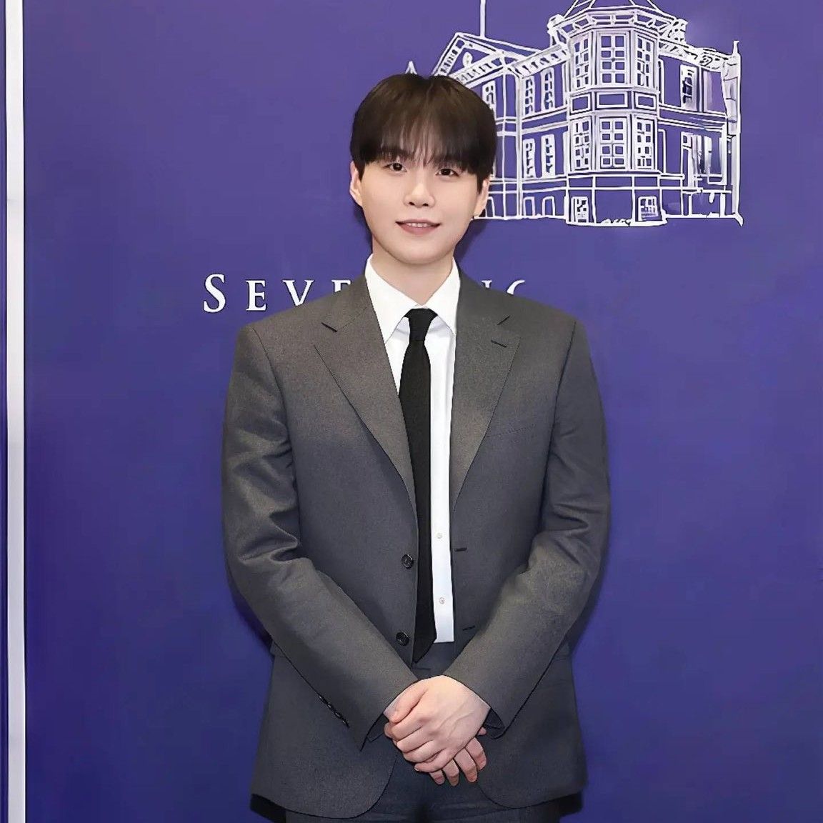 Latest photo of SUGA (BTS)