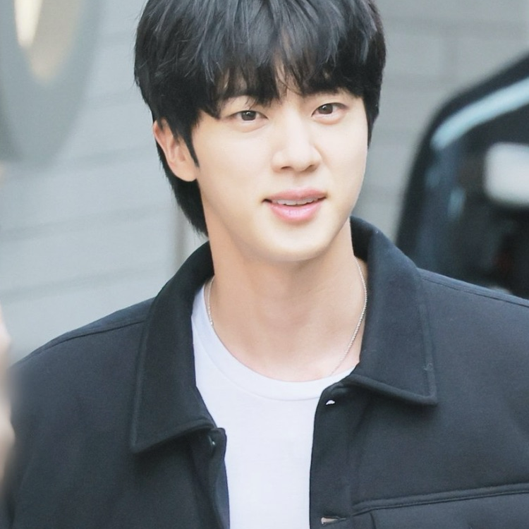 Jin (防弹少年团)的幕后花絮