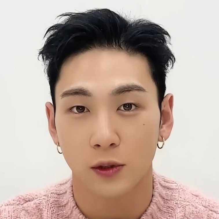 Latest photo of Baekho