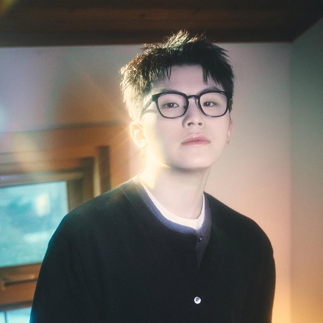 A moment captured by Woozi (SEVENTEEN)'s fan