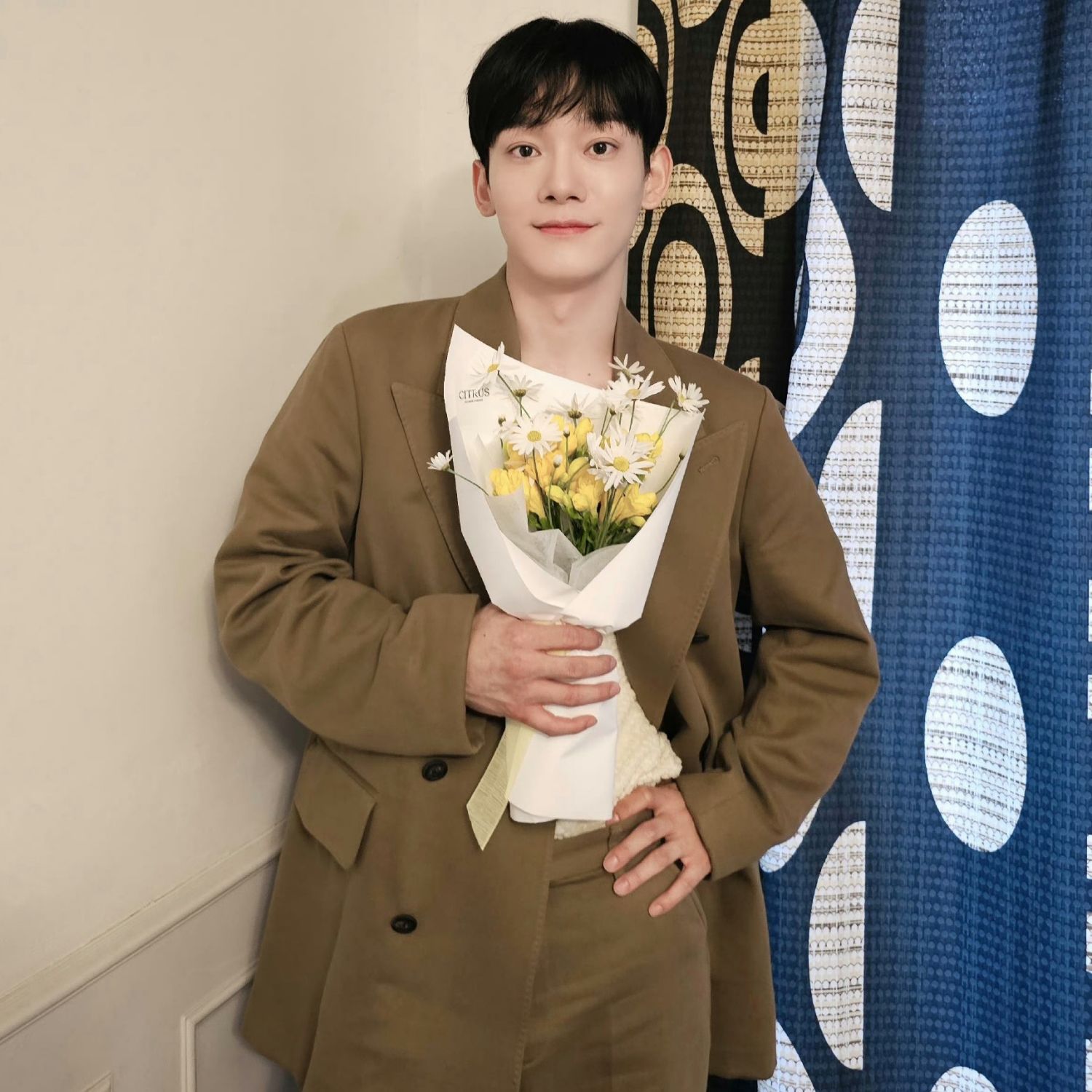 Behind-the-scenes cut of Chen (EXO)