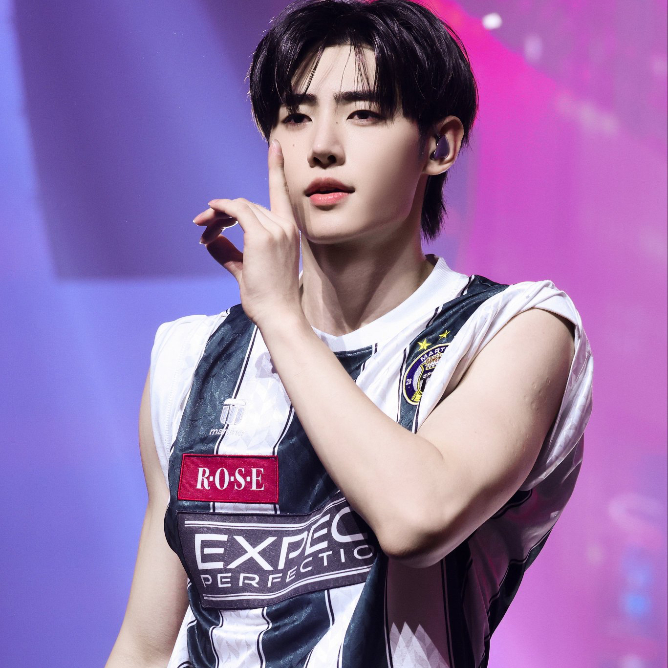 A moment captured by Sunghoon (ENHYPEN)'s fan