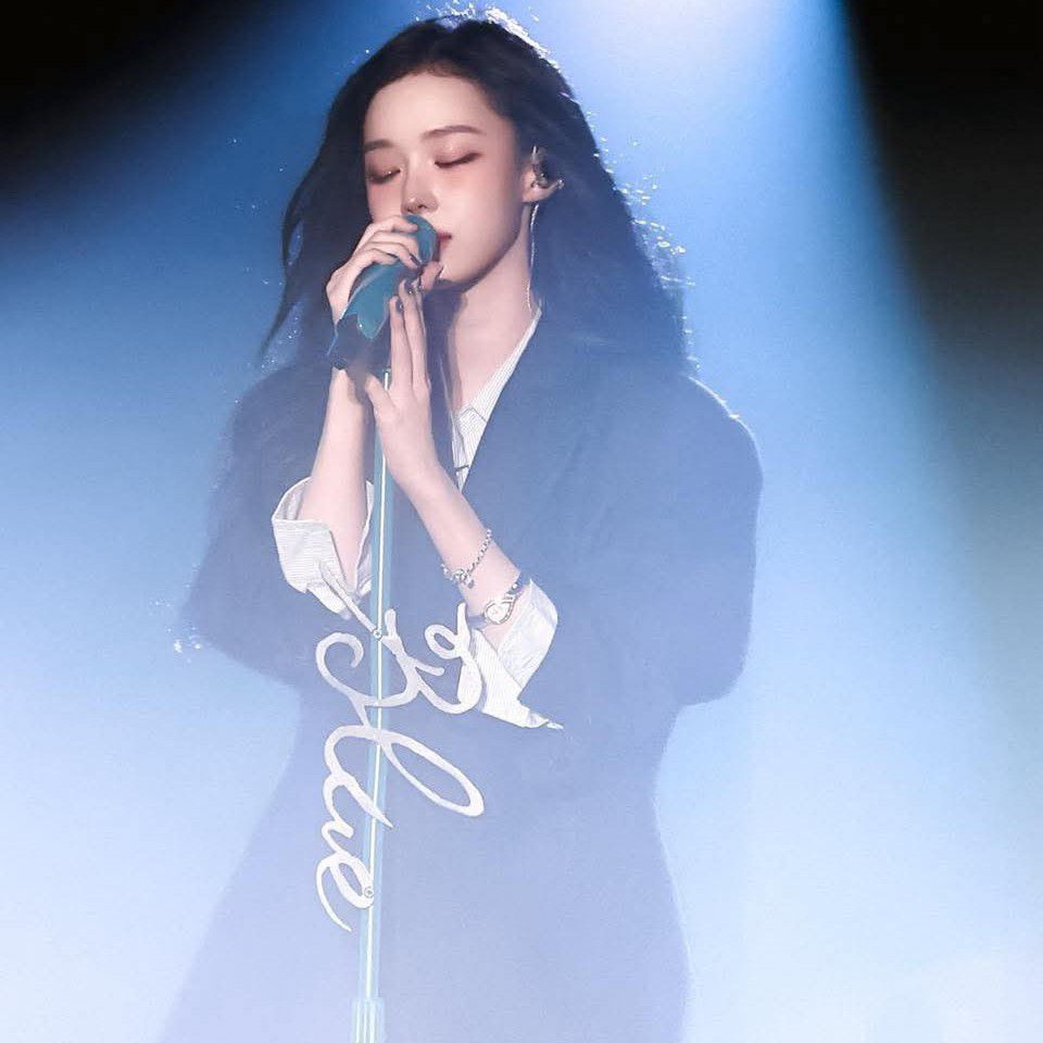 Winter (aespa)的最新活動照片