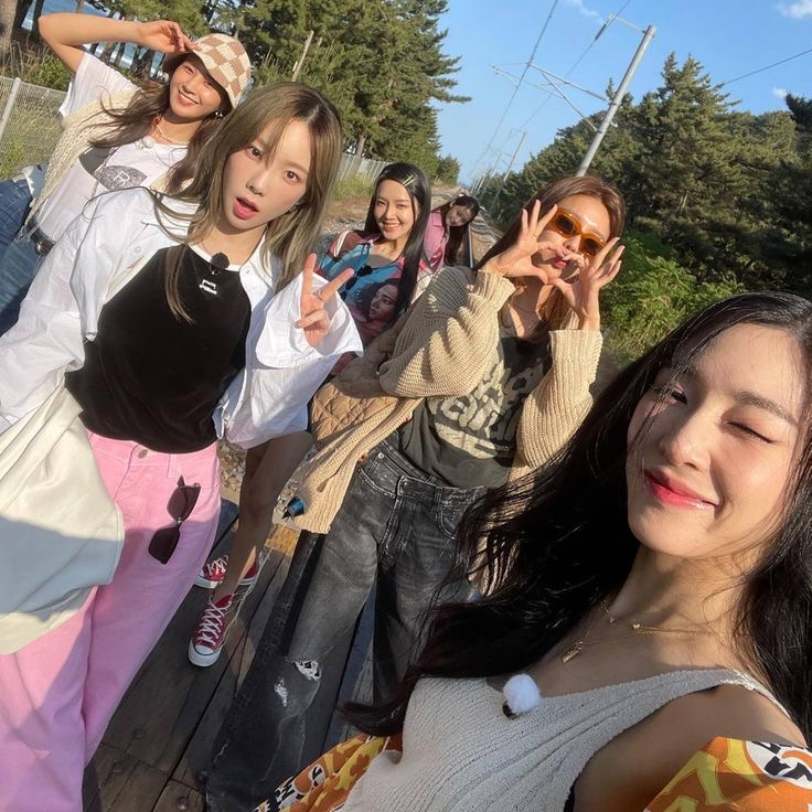 A moment captured by Girls' Generation's fan