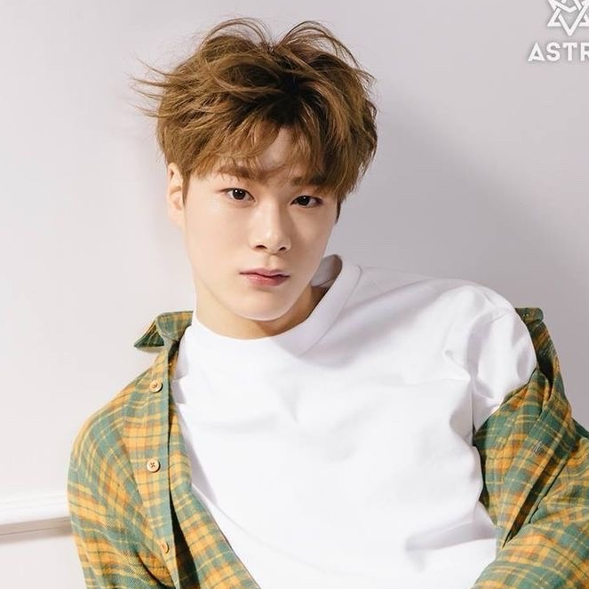 Latest photo of Moonbin (ASTRO)