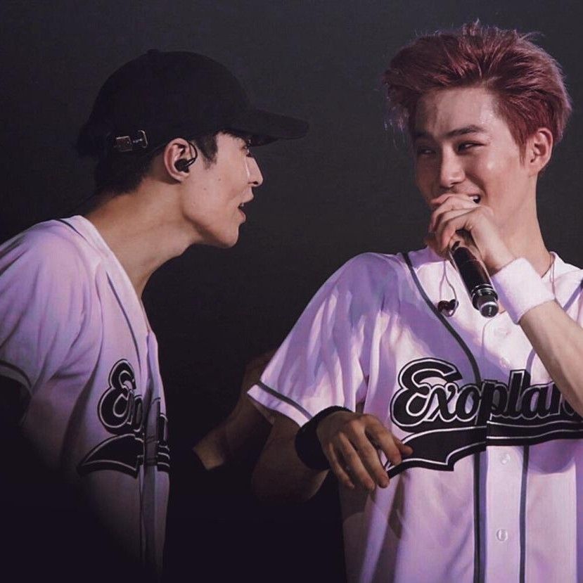 Latest photo of EXO