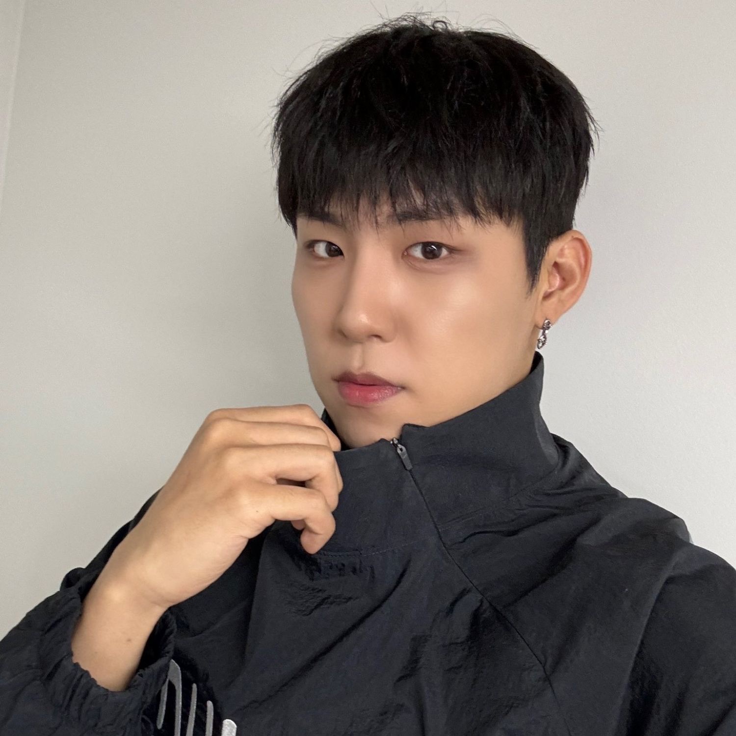 Latest photo of Park Woojin (AB6IX)