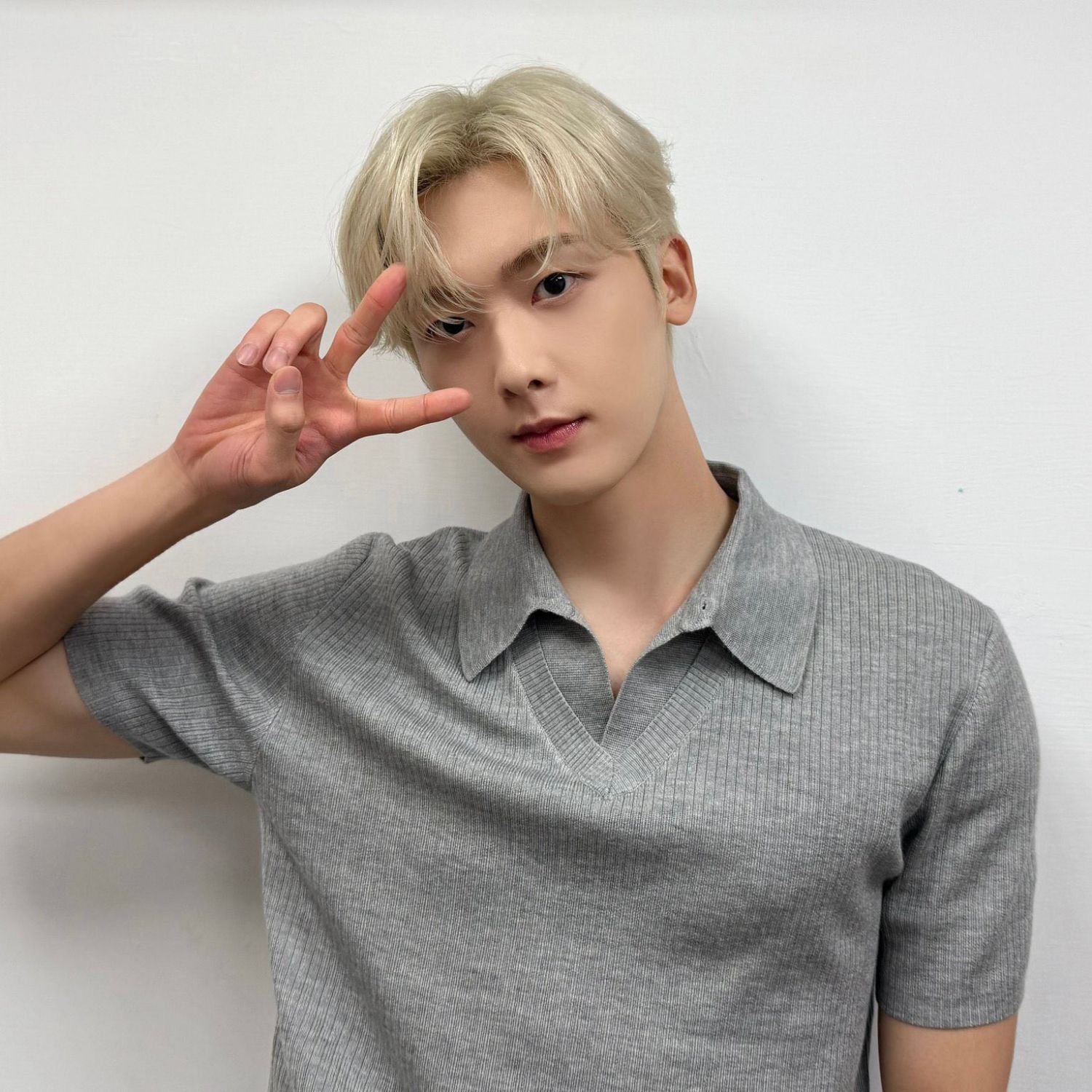Foto aktivitas terbaru ASTRO