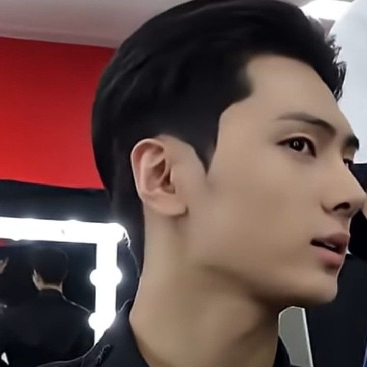 Recent activity shot of Jay (ENHYPEN)