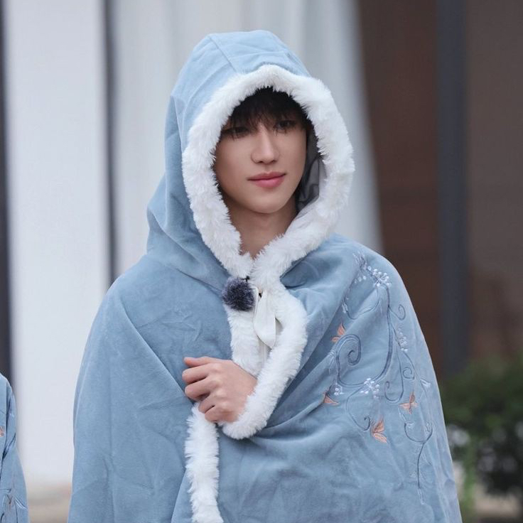 Recent activity shot of The 8 (SEVENTEEN)