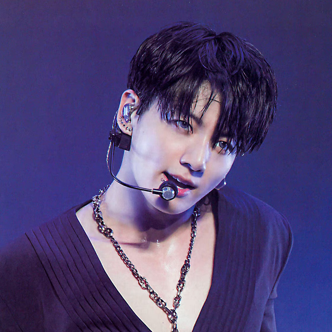 Foto aktivitas terbaru Jungkook (BTS)