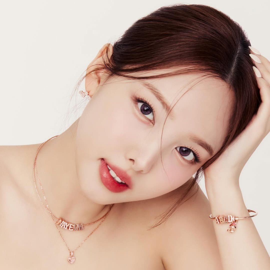 나연 (TWICE)의 비하인드 컷